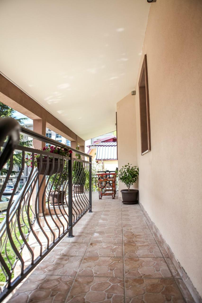 Apartman Kaca سيتينيي المظهر الخارجي الصورة
